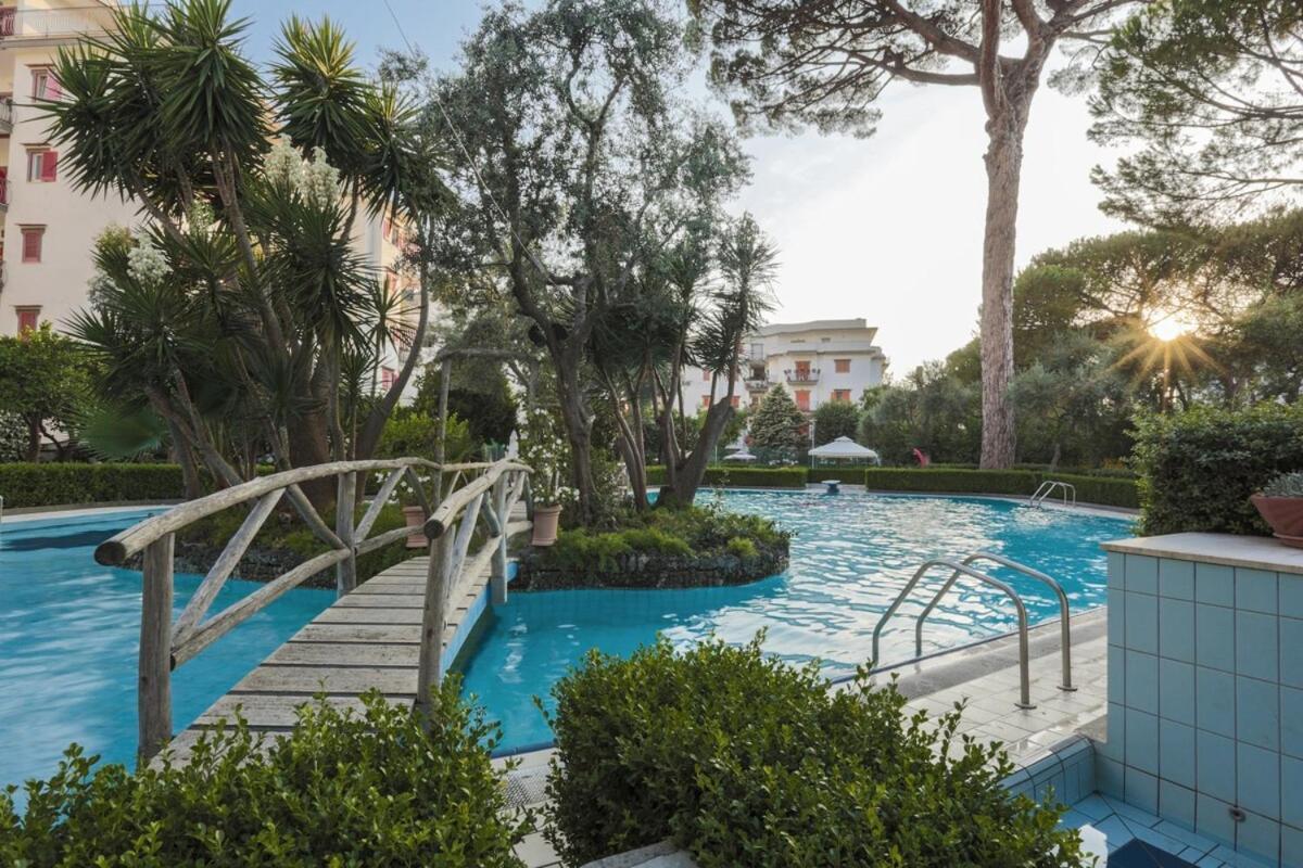 Sorrentovibes - Modern Apartment With Terrace, Swimming Pool&Tennis Kültér fotó