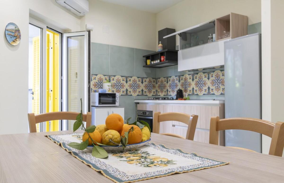 Sorrentovibes - Modern Apartment With Terrace, Swimming Pool&Tennis Kültér fotó