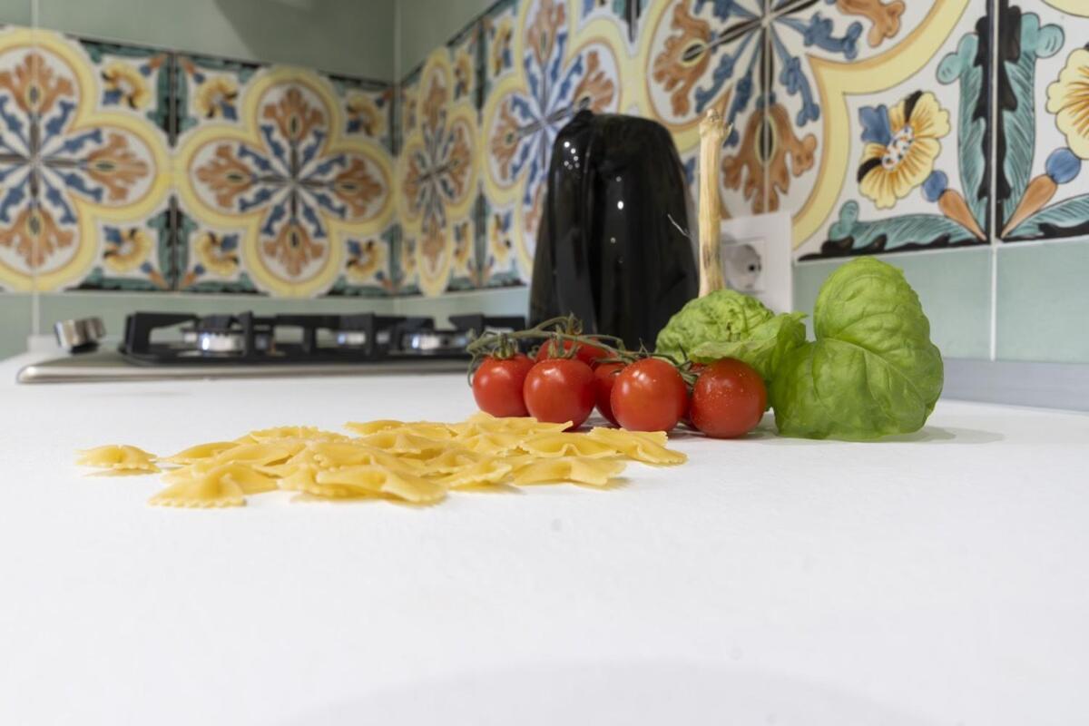 Sorrentovibes - Modern Apartment With Terrace, Swimming Pool&Tennis Kültér fotó